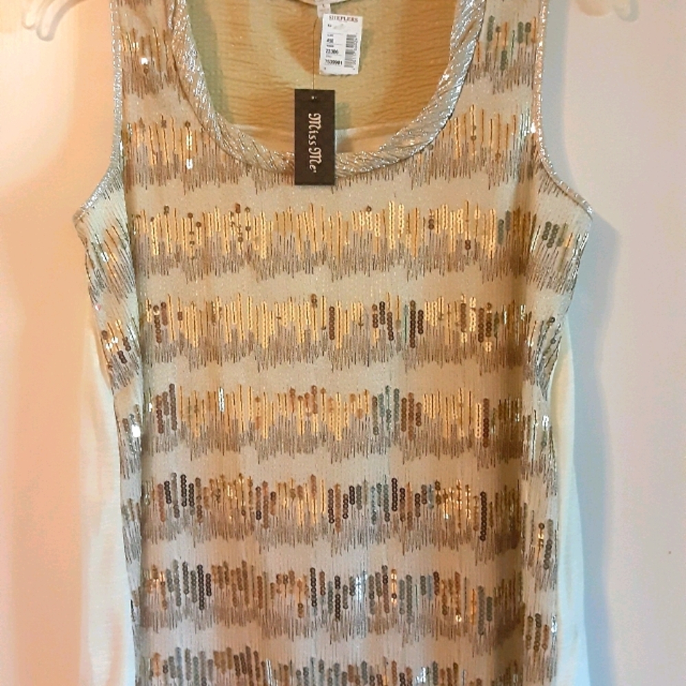 *NWT* Miss Me gold sequence sleeveless top L